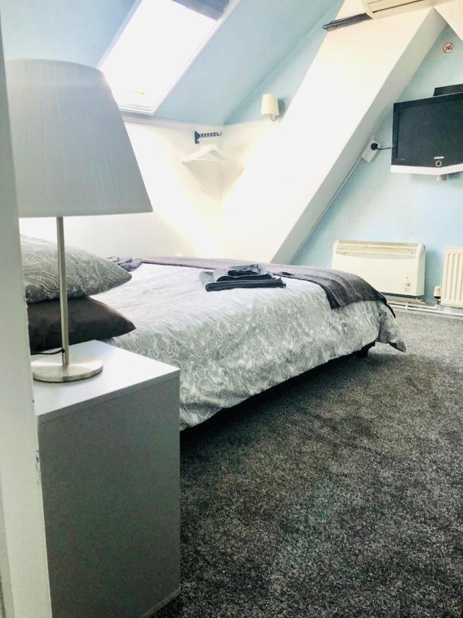 Ferienwohnung AC Hideout, Rochford, Southend On Sea, Airport Exterior foto